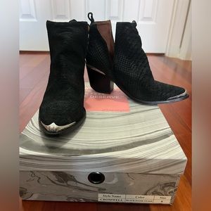 Jeffrey Campbell Cromwell black suede snake booties; size 8
